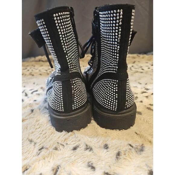 Bebe Crystal Embroidered Combat Boots Women's Faux Suede Size 6 Nice Pair - Picture 6 of 7
